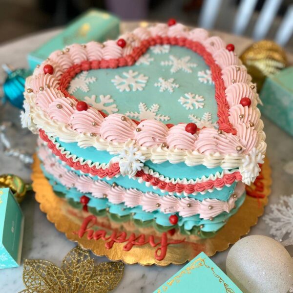 Vintage Holiday Heart Cake