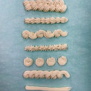 Holiday Cake Piping Techniques