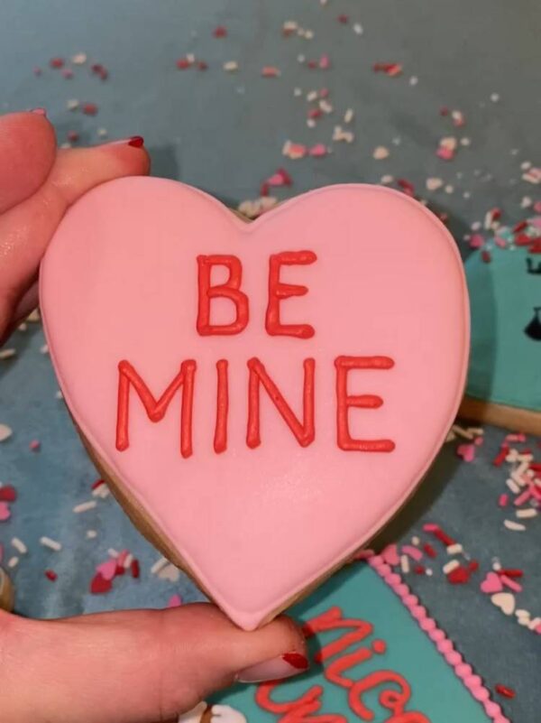 Valentines' Decorated Sugar Cookies - Image 3