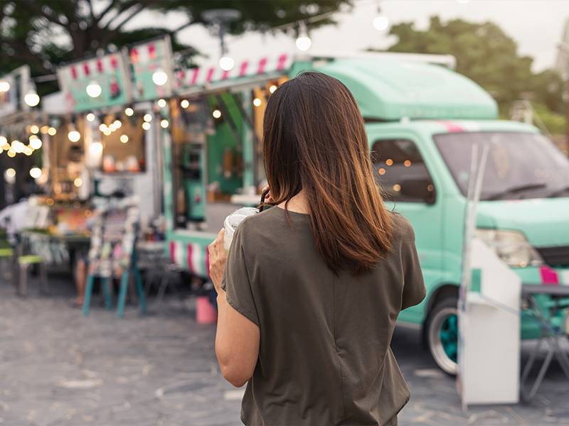 Dessert Food Trucks Near Me: Bringing Sweets to You