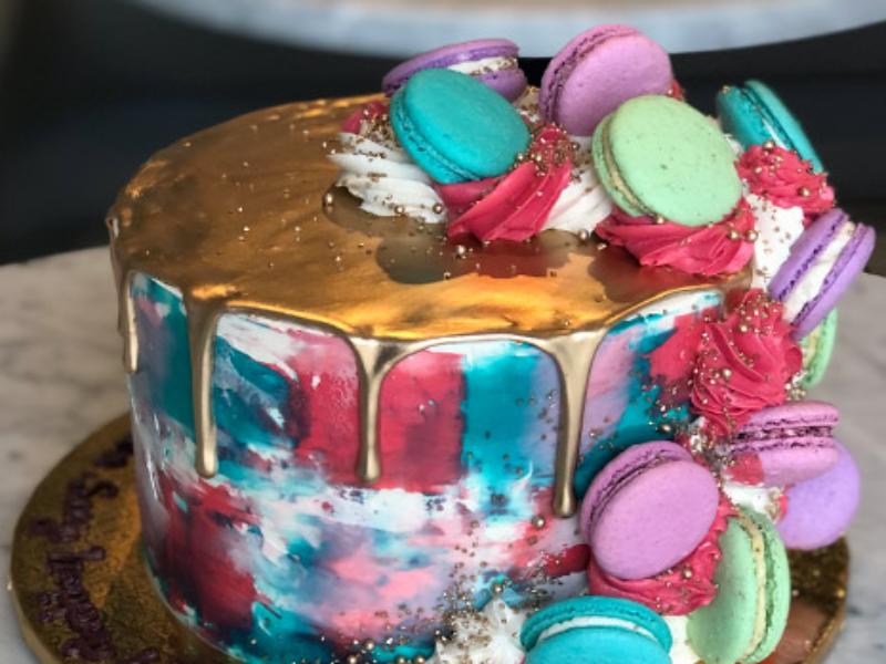 How Watercolor Techniques Transform Our Custom Signature Style Cake