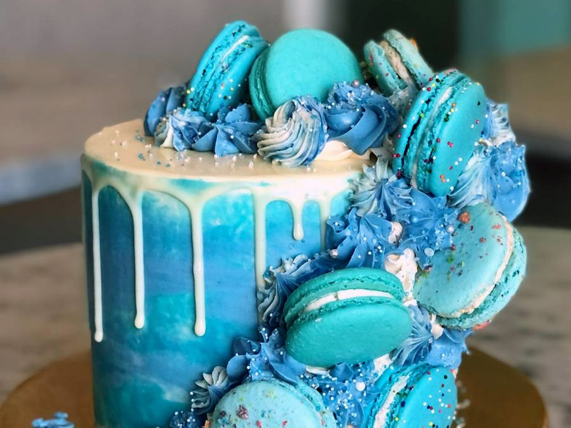 How Our Designers Create One-of-a-Kind Custom Cakes in 6 Steps